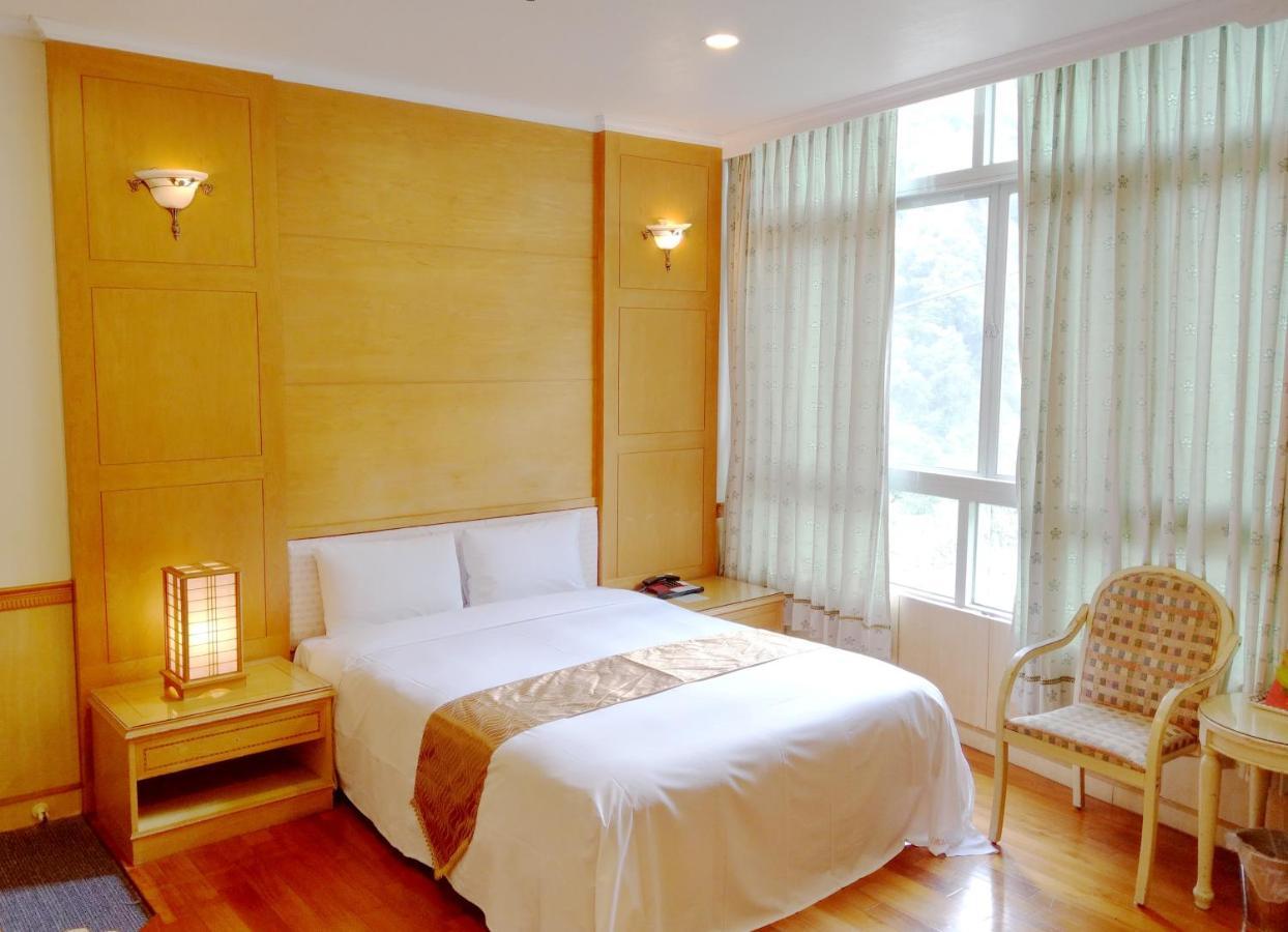 Jenq Yang Hotspring Hotel 런아이 외부 사진